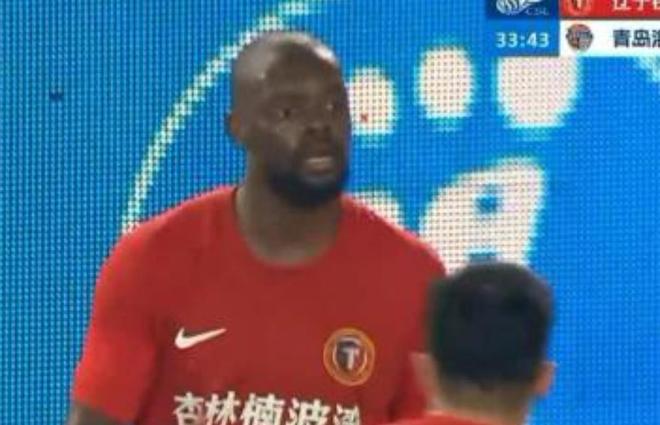 万万没想到,折腾半生倾家荡产的牛群,被美国毕业的儿子这样对待
