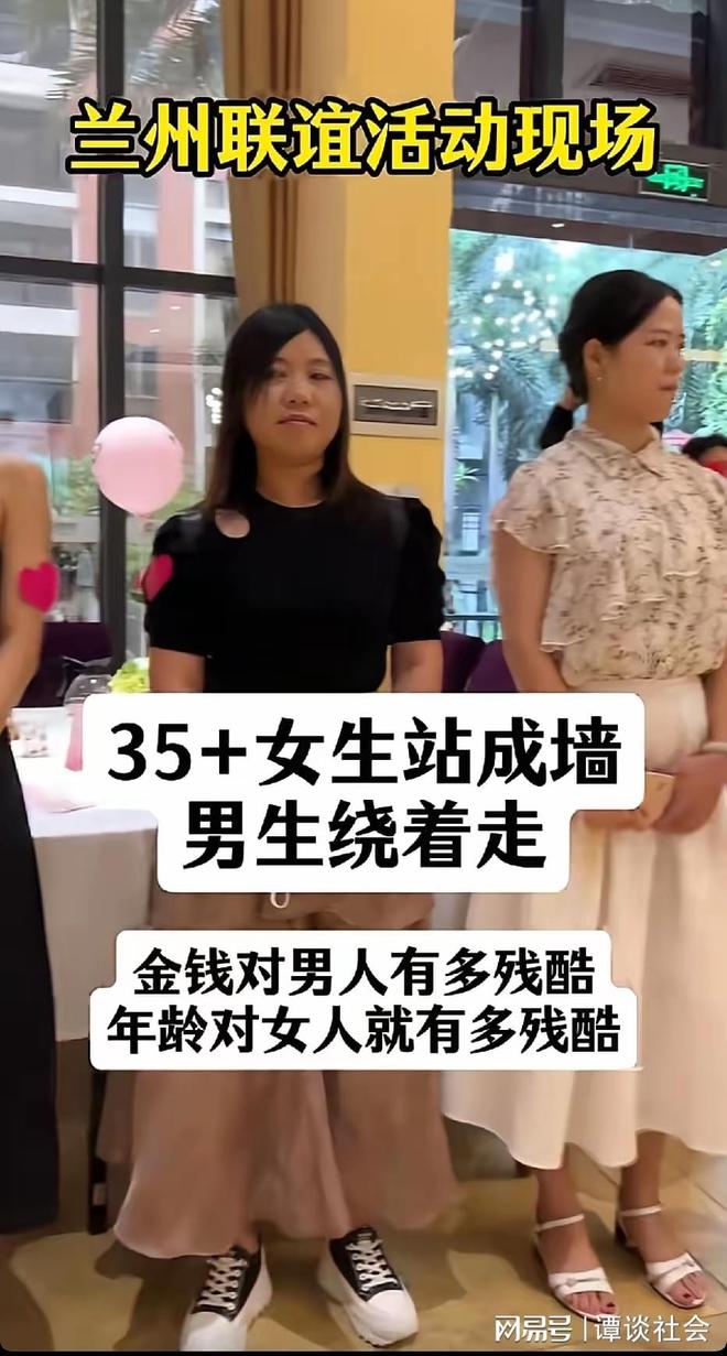 手握8790亿美元,蒂姆库克本可买下标普500中488家企业,他却做了一件永久改写苹果命运的事