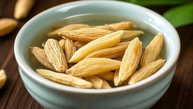 法国主帅怒喷:巴拉圭想废人!姆巴佩发声:对手踢得脏但我们赢了