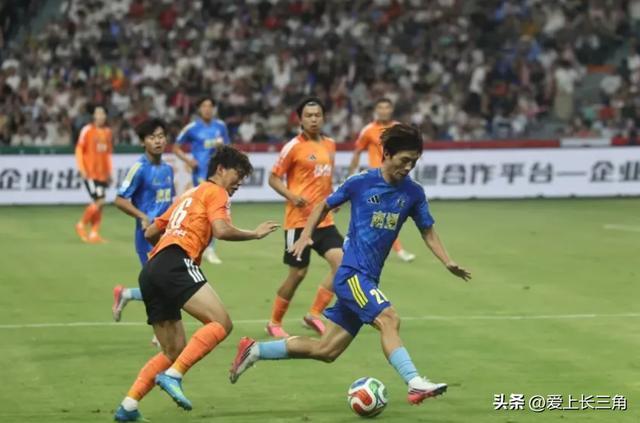 34D配24寸腰!43帖狂揽23.4万粉,低产写真女神的克制美学!