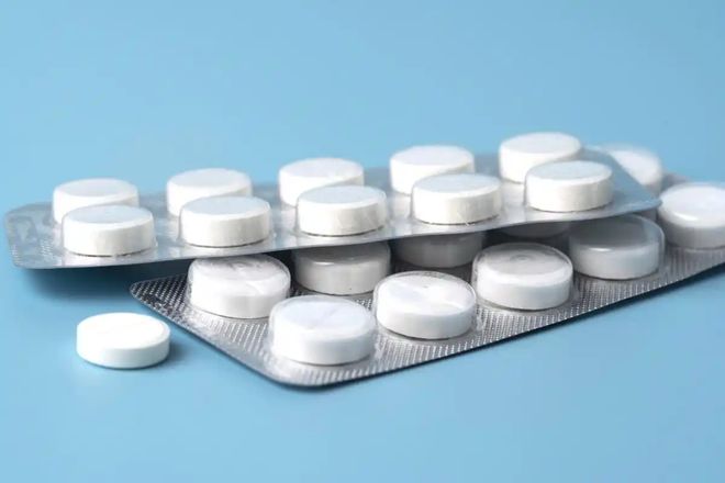 宏远最新消息!刘家成顶薪报价徐杰,小陈总大手笔,杜锋举办庆功宴!