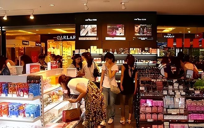 图片报:英格兰担心赖斯病毒感染,已将他隔离