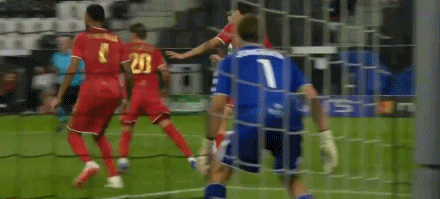 马刺新秀讨要21号球衣遭直接拒绝:那是邓肯的